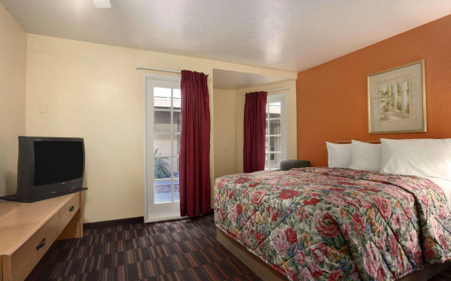 Knights Inn Tucson D.M.A.F Area