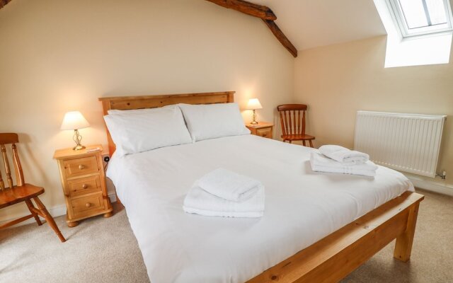 Hunstone Barn