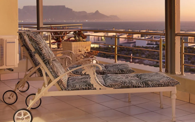 Penthouse F23 Seaside Village