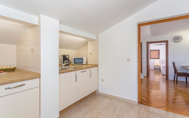 Stunning Apartment in Malinska With Wifi and 1 Bedrooms
