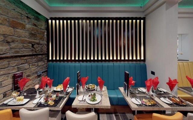 The Tong Park Hotel