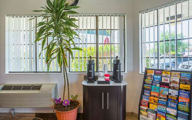 Motel 6 Yuma, AZ - East