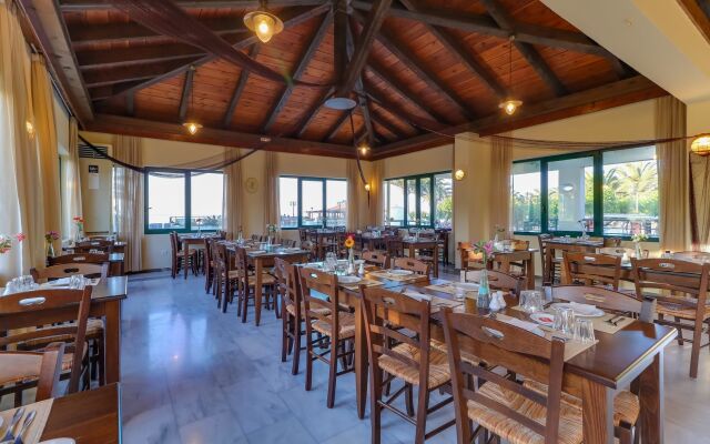 Mare Monte Beach Hotel