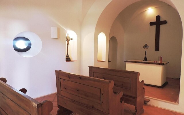 Beautiful Home in Grândola With Wifi and 4 Bedrooms