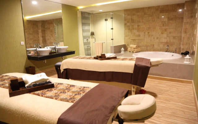 Golden Tulip Galaxy Hotel - фото 5