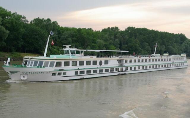 Baxter Hoare Hotel Ship Düsseldorf