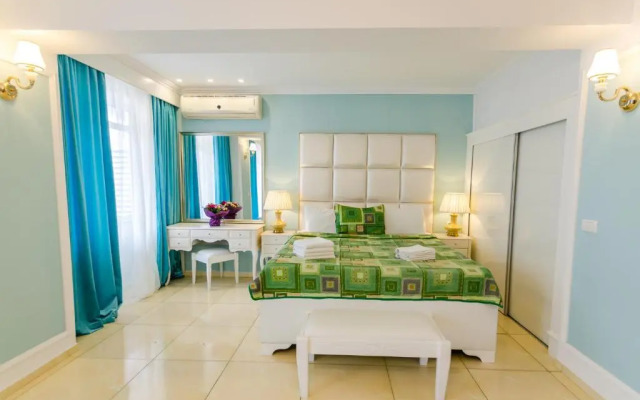 Phoenicia Holiday Resort