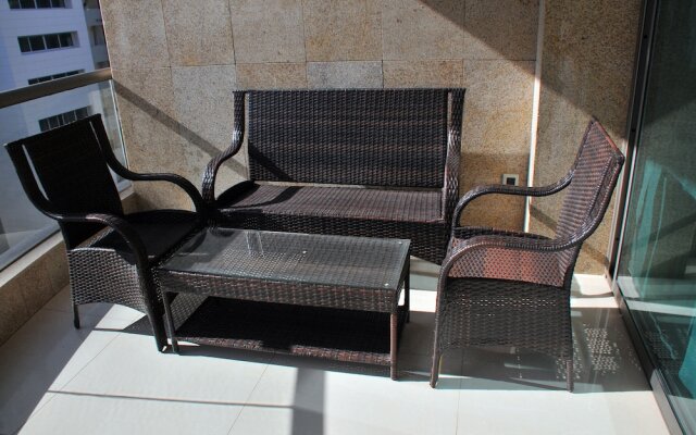 Dolphin Royal Suites
