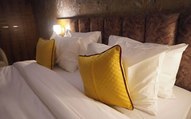 Relax Suites