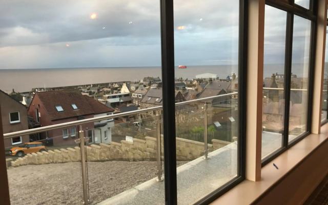 The Knowes Hotel & Restaurant