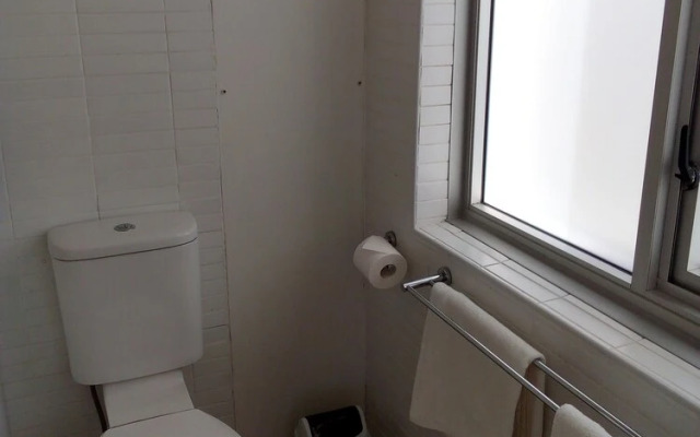 Amira Apartments