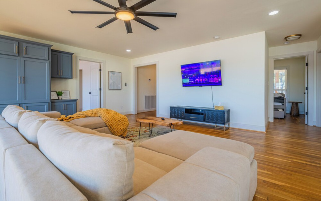 Private Dock & Hot Tub: Lakefront Eufaula Escape