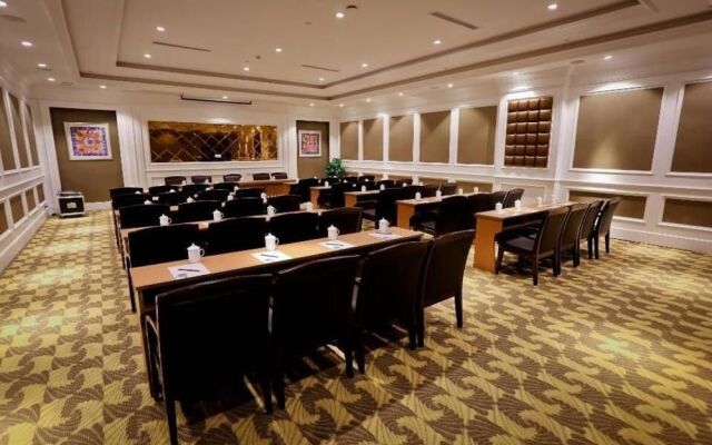 Shitang Relax Grand Hotel