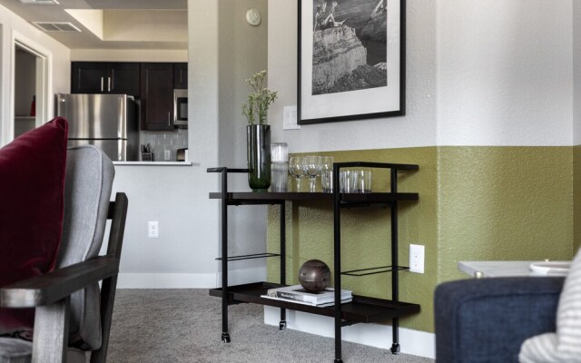 Domio Tempe Hip 2BR Balcony