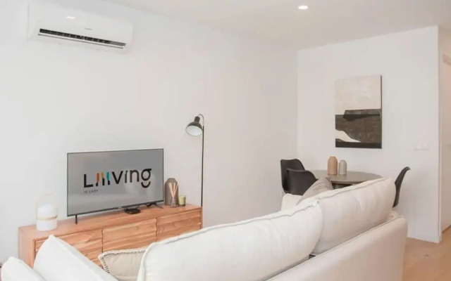 NAX Apartment E by Liiiving