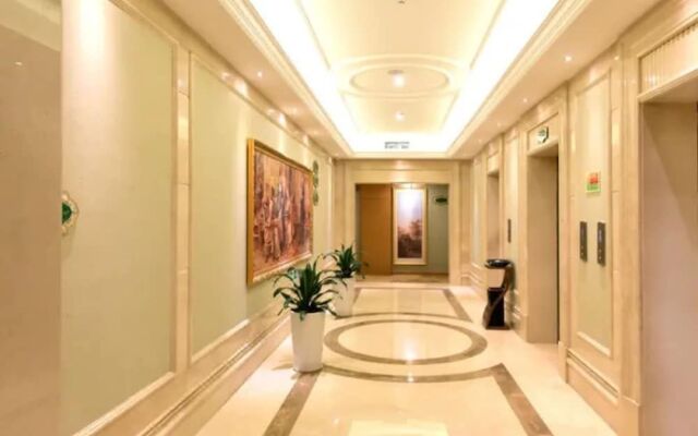 Vienna International Hotel (Changsha Wuyi Square)