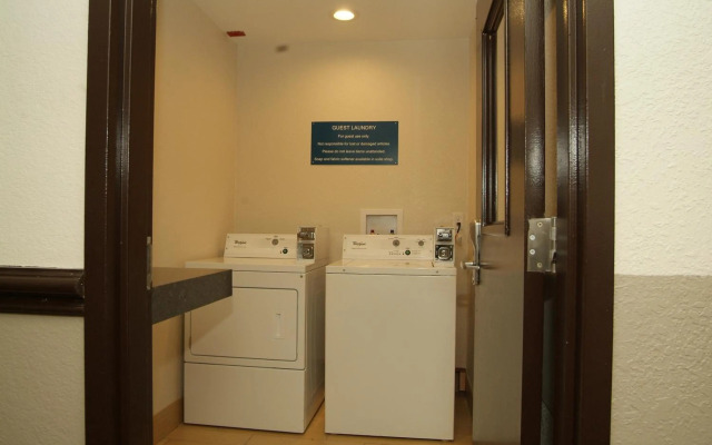 Expo Inn Hotel