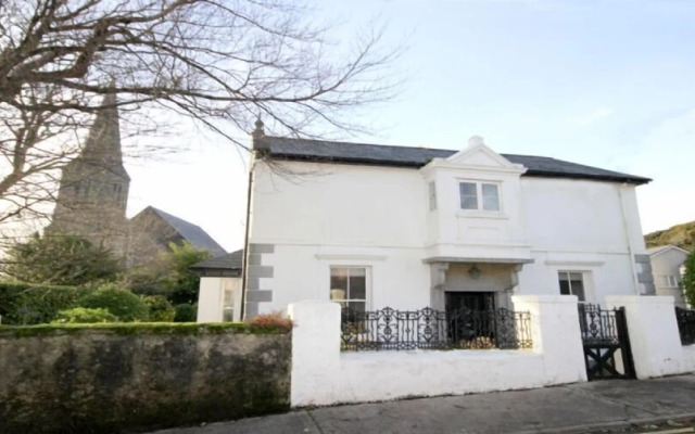 Hill House Clifden