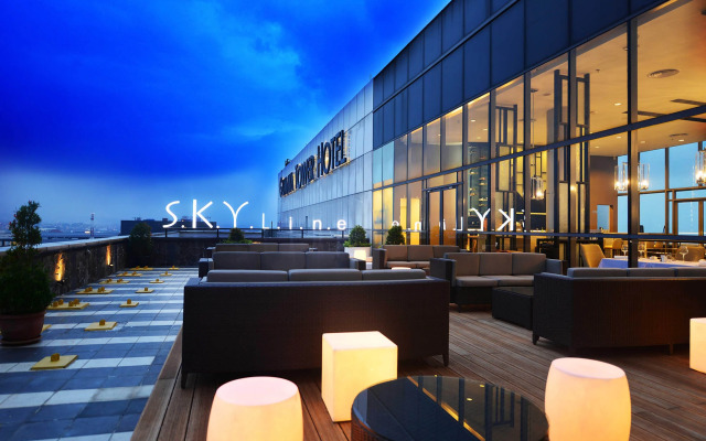 Gumaya Tower Hotel Semarang