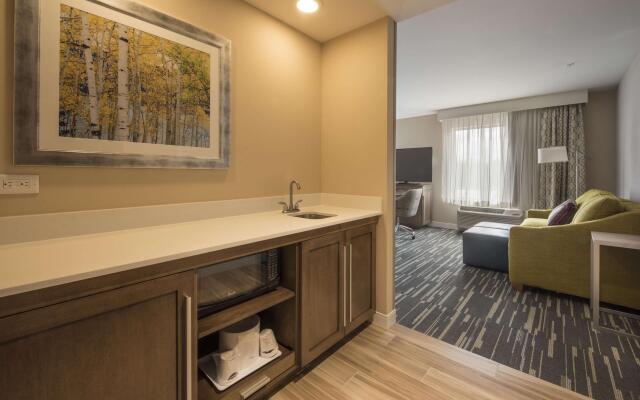 Hampton Inn & Suites Seattle/Redmond