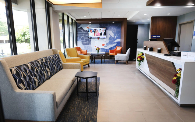 Holiday Inn Express Birmingham Redditch by IHG