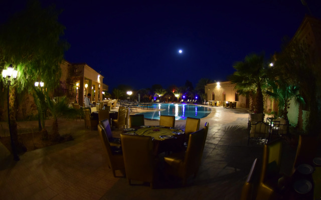 Palms Hotel Club
