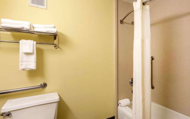 Quality Inn & Suites Baton Rouge West – Port Allen