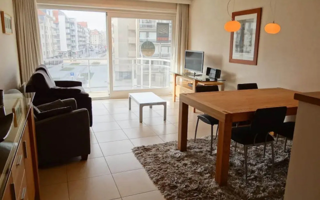 Apartment in Nieuwpoort With Terrace