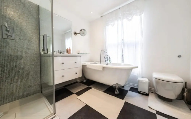 The Kensington Place Stylish 1bdr Flat