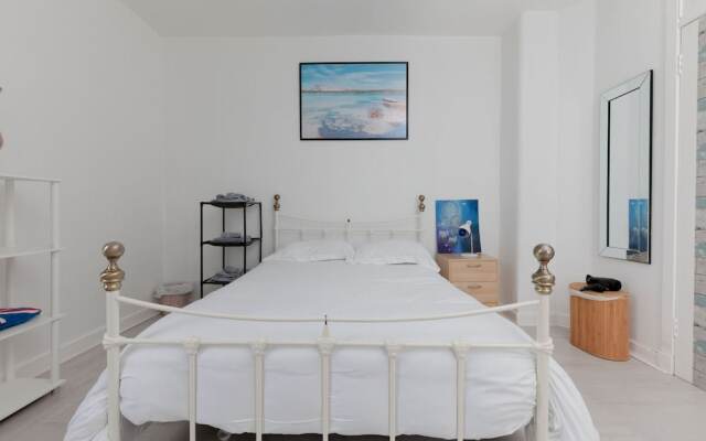 Leith Walk Gem! Lovely + Great Value - Sleeps 4