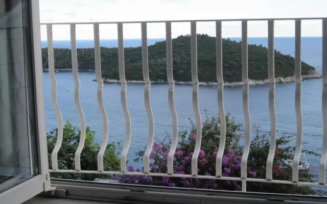 Apartment Lokrum