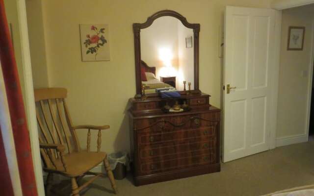 Foxgloves, Bungalow. 5 Mins to Holiday Amenities