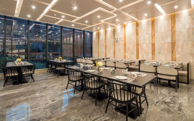 Qingyuan Yuanguang Argyle Hotel