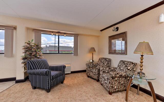 Americas Best Value Inn Pittsburgh Airport