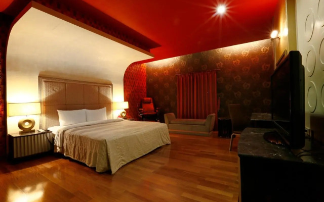 Hua Xiang Gold-Silver-Island