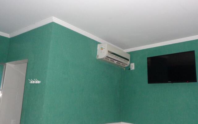 Hotel Flor do Gomide