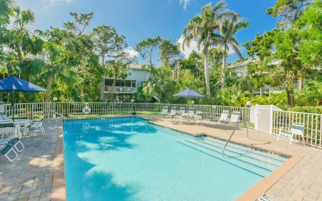 Eyes On The Sunset Apartment 3