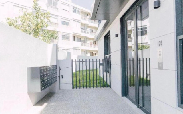 Oporto Yellow Apartments