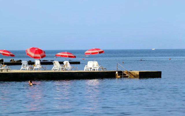 Studio Umag 7126a