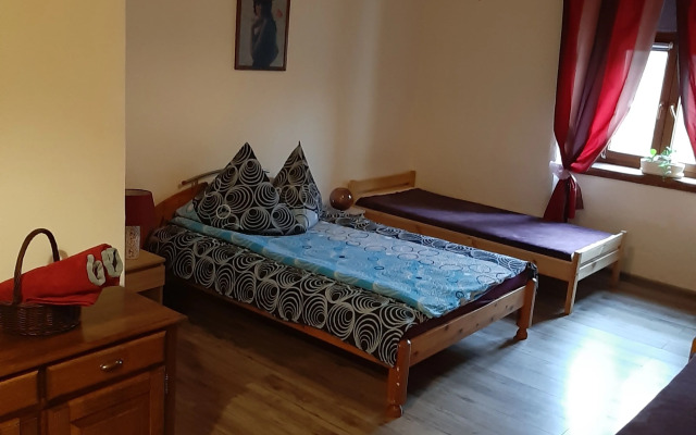 Zajazd Pod Zlotym Gryfem