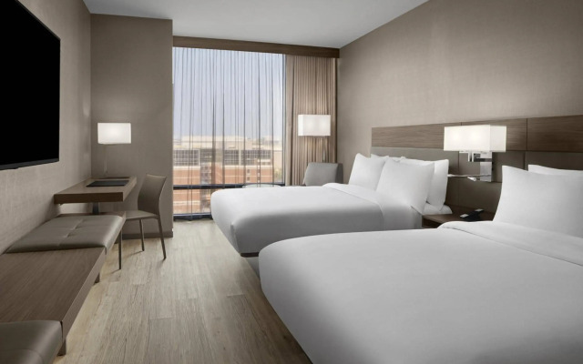 AC Hotel by Marriott Columbus Downtown