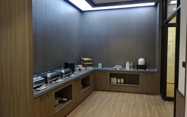 Hanting Hotel Fushun Wanda Plaza