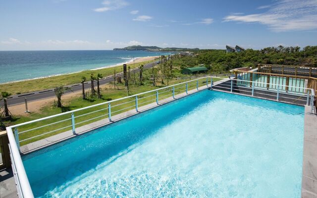Sun & Moon Resort