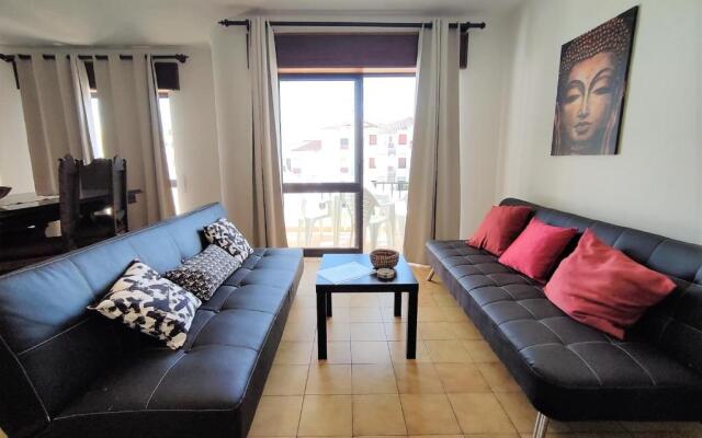 Apartamento V2 Pedro - By Bedzy