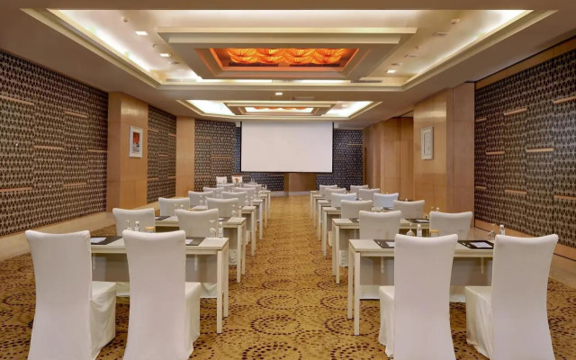Radisson Hotel Gurugram Sohna Road City Center