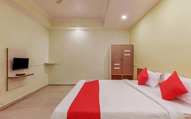 Hotel Dream Line Lodging  Boarding by OYO Rooms