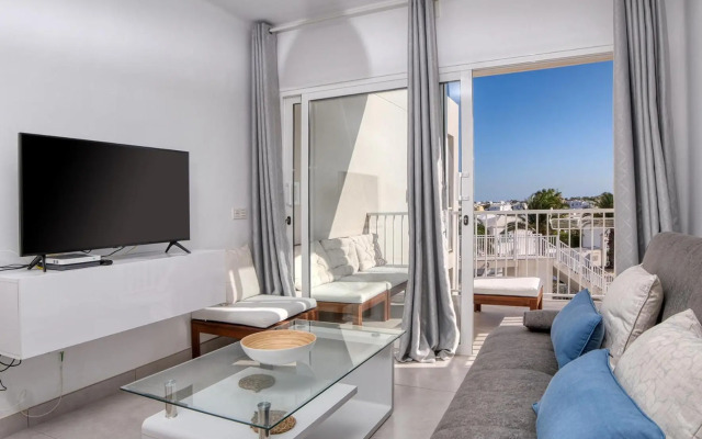 Sunset view modern private poolside apartment