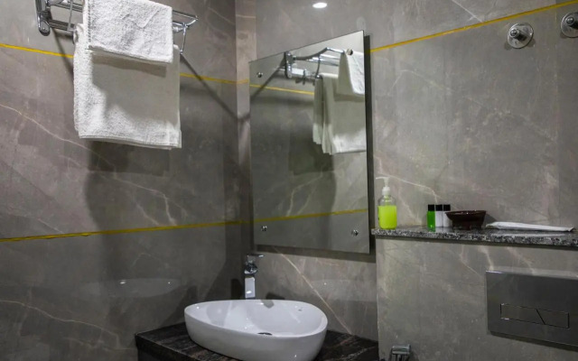 Dev Royale Hotel