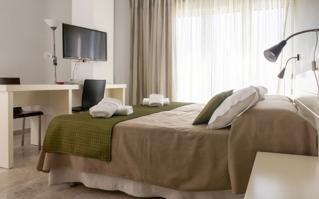 Hotel Senderos