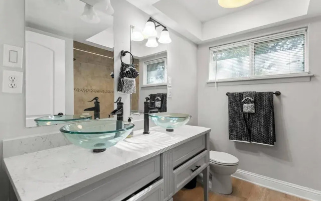Spacious 4Bed Home in South Atx -Monthly